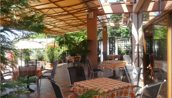 CAPRI_HOTEL_NESSEBAR_BULGARIA_AIR_TOUR_TRAVEL